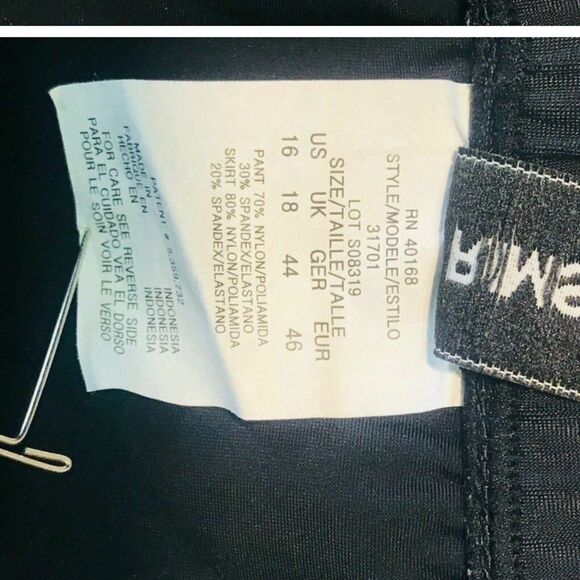 Trimshaper Swim Skirt Black Women Size 16 - Picture 7 of 8